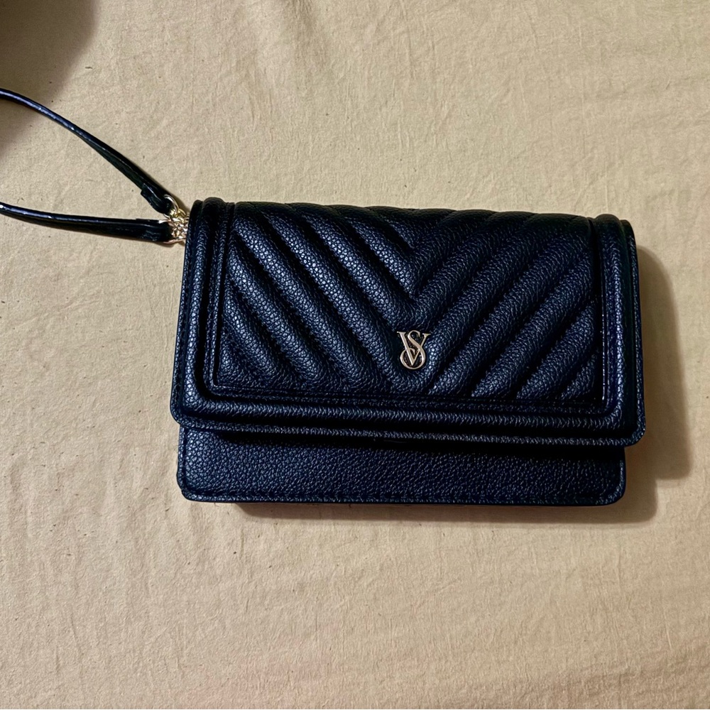 Victoria’s Secret wristlet